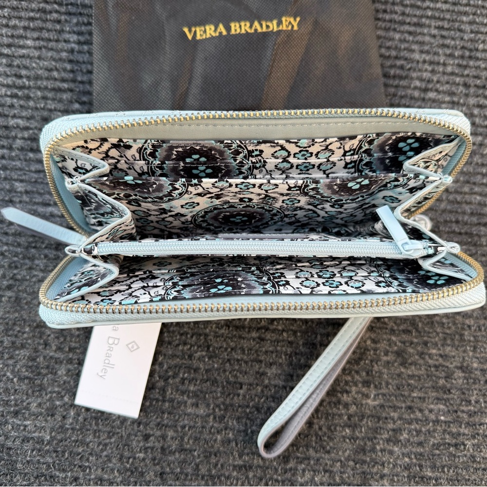 Vera Bradley Carryall RFID Accordion Wallet - Genuine Leather in Dusty Blue - Picture 3 of 3